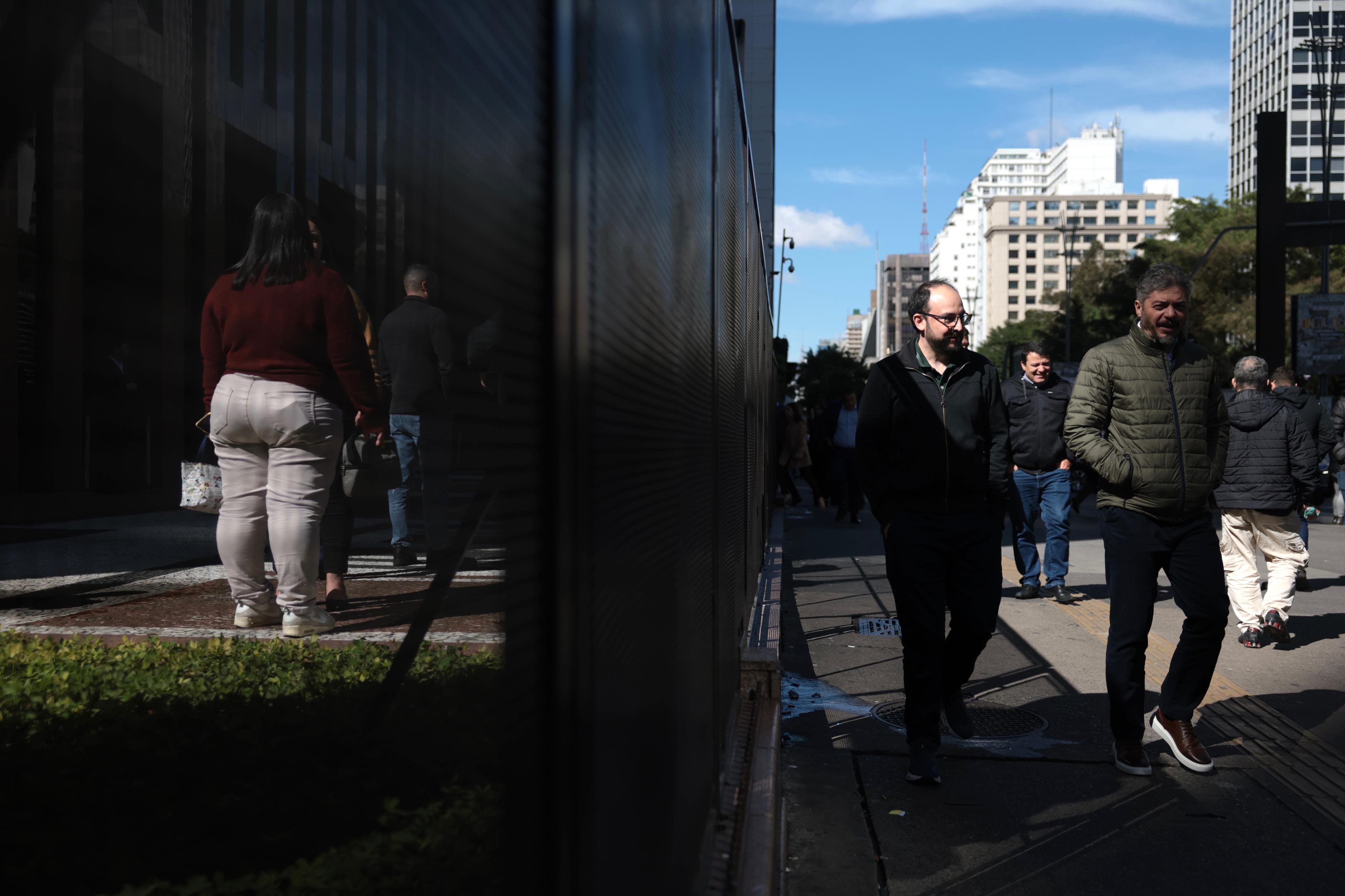 Até quando vai o frio no Brasil? E quando volta o Sol? Massa de ar polar deve manter temperaturas baixas nos próximos dias