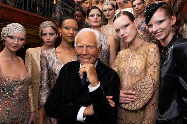 Giorgio Armani marcou despedida na Armani Privé e se ausentou das