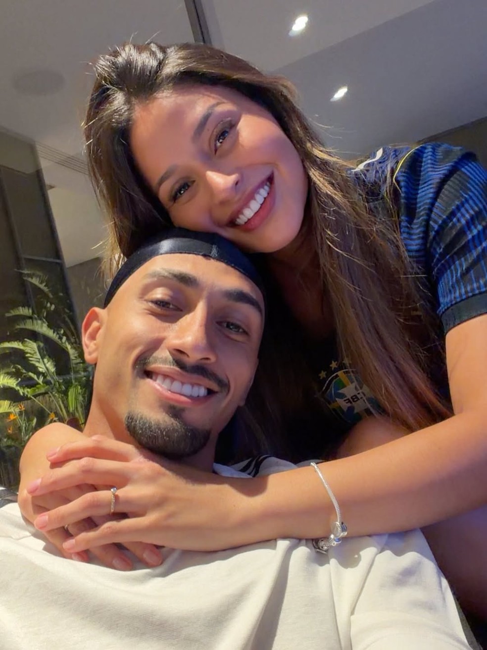 A influenciadora Natalia Belloli conheceu o jogador Raphinha quando os dois eram adolescentes — Foto: Reprodução