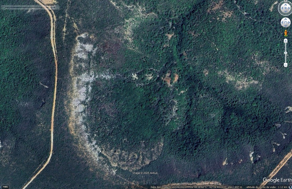 Imagens de 2023 do Google Earth mostram que regi&atilde;o onde planta&ccedil;&atilde;o foi encontrada ainda n&atilde;o era usada para o cultivo de maconha &mdash; Foto: Reprodu&ccedil;&atilde;o | Google Earth
