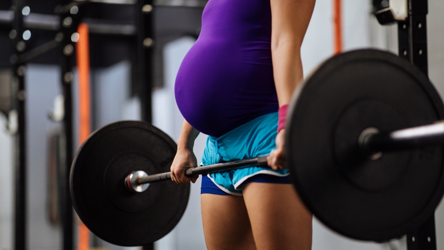 Músculos e maternidade: como o treino resistido beneficia as grávidas