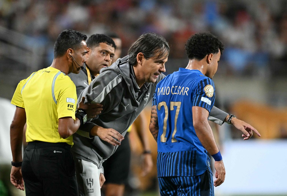 Inzaghi comandou Al-Hilal que eliminou o City — Foto: CHANDAN KHANNA / AFP
