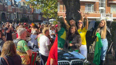 Com impulso das redes e mobilizações nas ruas, abstenções diminuem no exterior no segundo turno - Foto