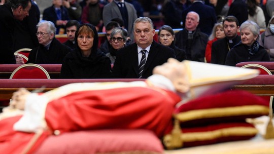 Principais líderes ultraconservadores da Europa confirmam presença em funeral de Bento XVI