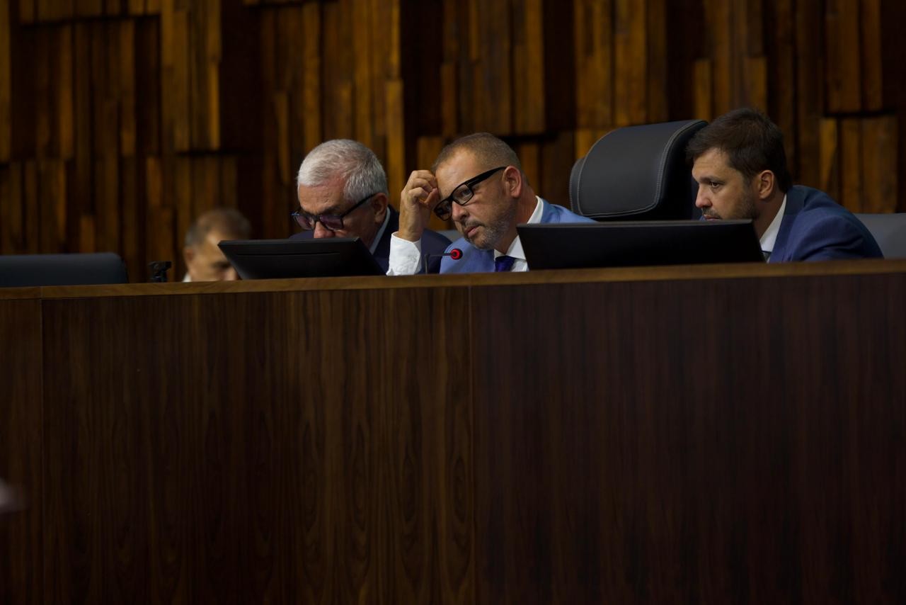 Presidente em exerc&iacute;cio Alerj, Delaroli exonera bra&ccedil;os-direitos de Bacellar ap&oacute;s nova opera&ccedil;&atilde;o