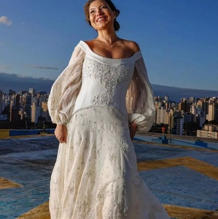 Janja com vestido desenhado por Helô Rocha  — Foto: Reprodução/Instagram