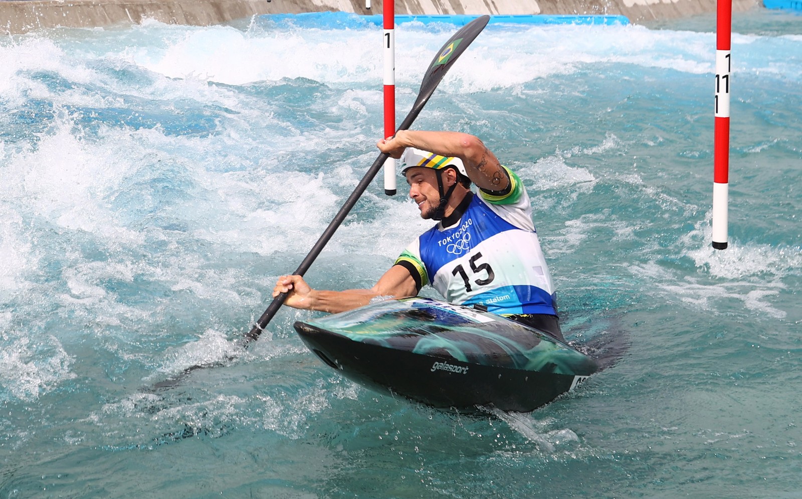 Pedro Gonçalves, o Pepê, terminou em 11º a prova semifinal de canoagem slalom, ficando fora da finalREUTERS