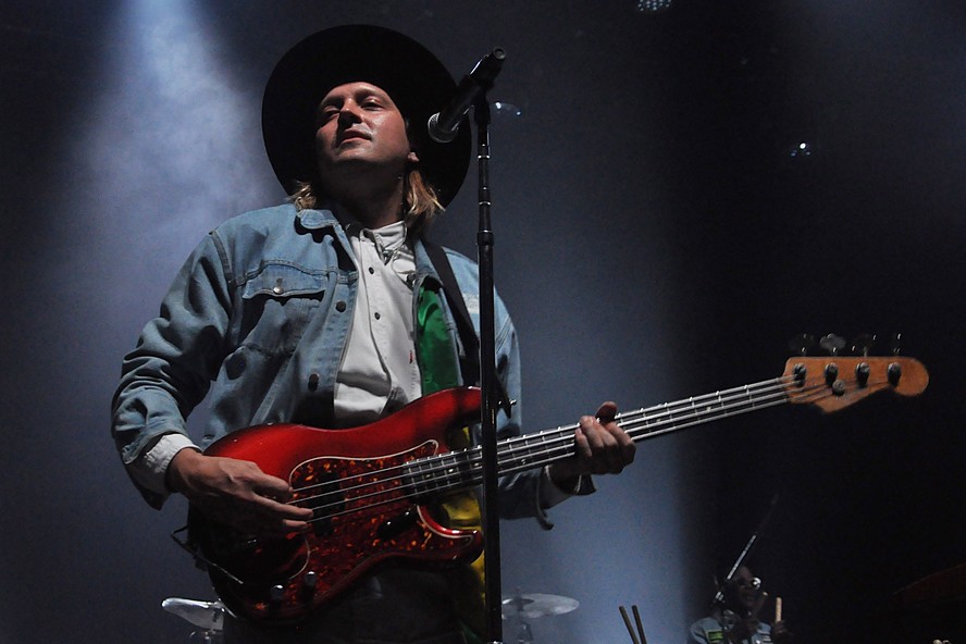 Win Butler, líder do Arcade Fire, é acusado de assédio sexual por ...
