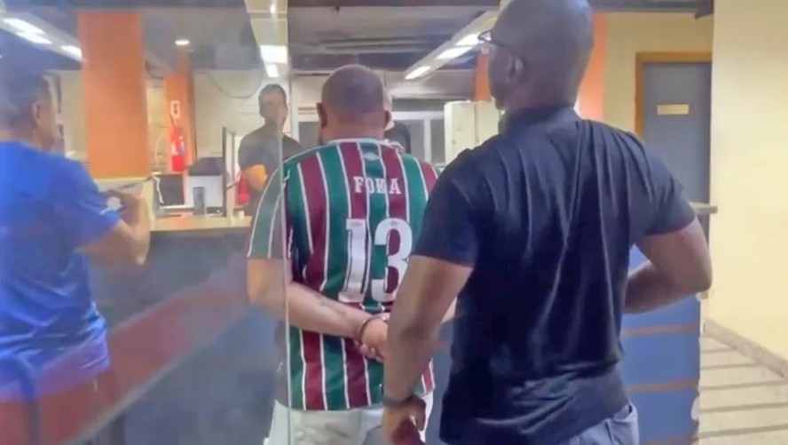 Criminoso estava assistindo ao jogo do Fluminense