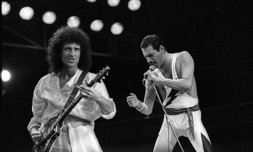 Queen bate recordes, e gravadora topa pagar 1 bilhão de dólares