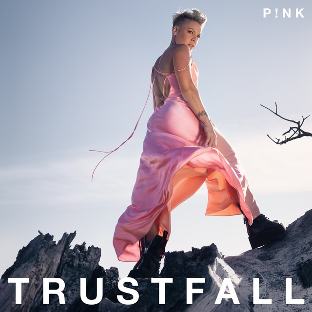 Crítica: Pink volta com coleção de canções para a dança e para a sofrência