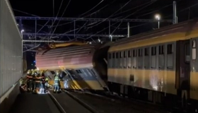 Colisão de trens deixa quatro mortos na República Tcheca