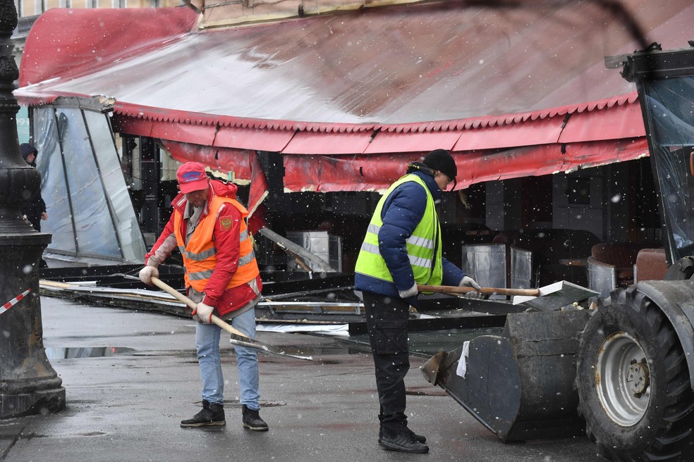 Café onde ocorreu atentado que matou o blogueiro militar Vladlen Tatarsky, em São Petersburgo — Foto: OLGA MALTSEVA / AFP