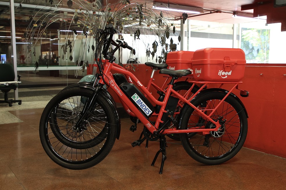 BNDES anunciou financiamento de R$ 340 milhões para a Tembici adquirir até 85 mil bicicletas elétricas para entregadores — Foto: Marco Sobral/G.Lab