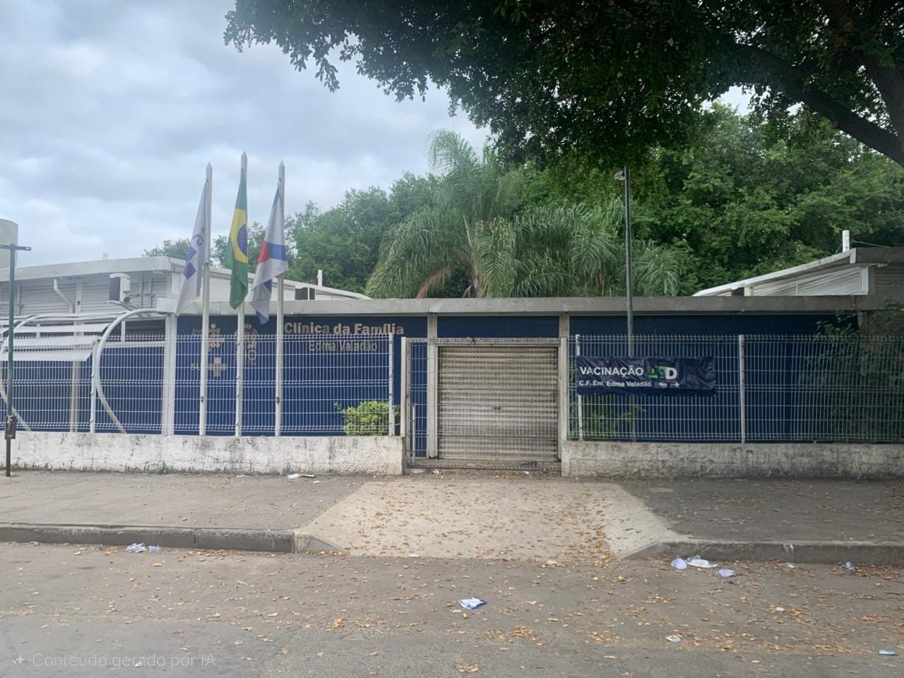 'A gente se sente desprotegido. Virou terra de ninguém a unidade' diz funcionário de clínica da família fechada há seis dias por guerra do tráfico