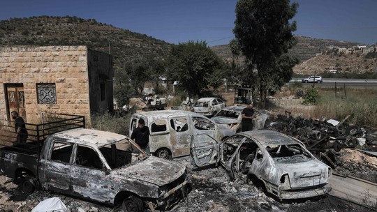 Israel diz que usou drone para explodir carro de 'terroristas' na Cisjordânia 