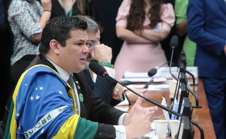 Deputado Gilvan, relator de proposta que desarma segurança do presidente