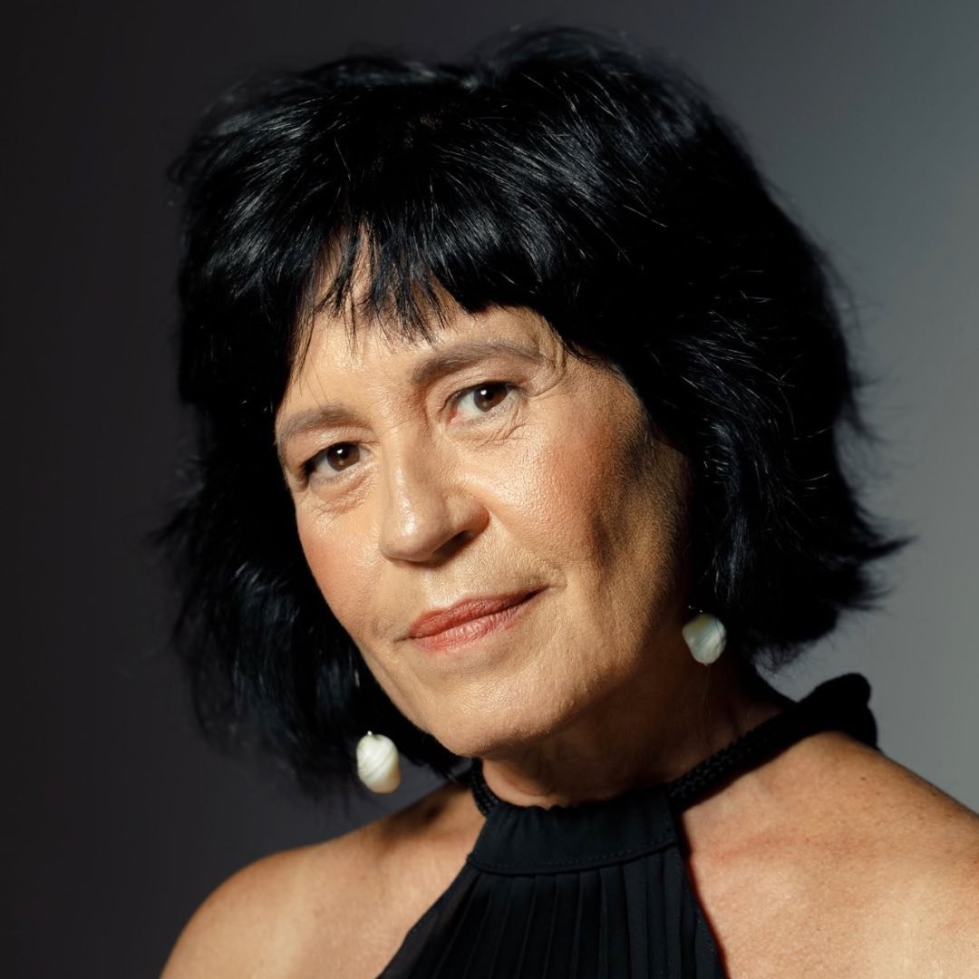 Thelma Guedes renova com a Globo por 4 anos