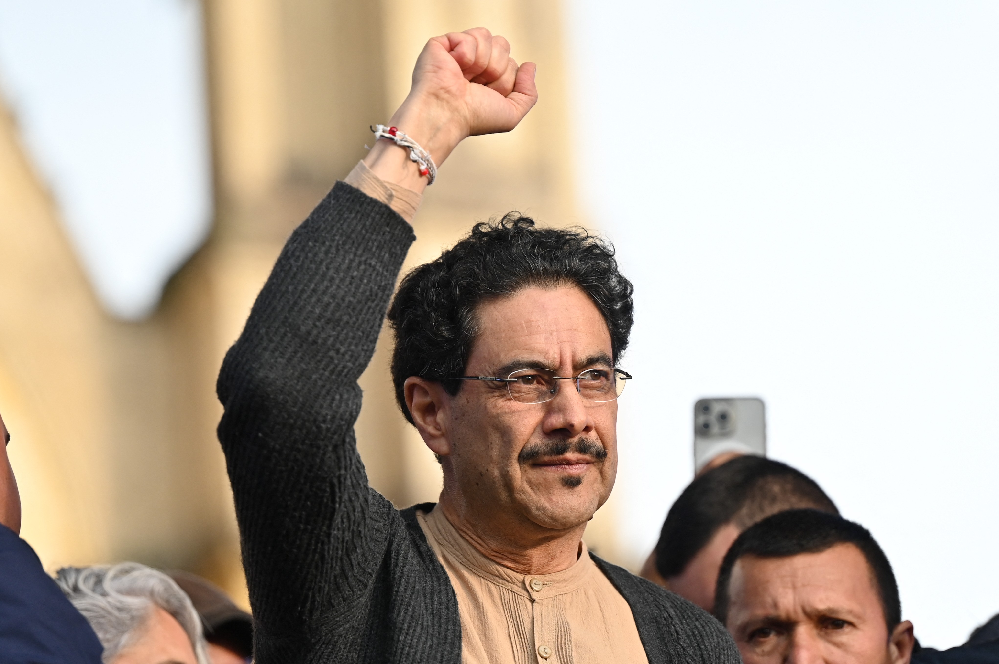 Autoridade eleitoral da Col&ocirc;mbia barra candidato favorito &agrave; Presid&ecirc;ncia em prim&aacute;ria; esquerdista denuncia 'viola&ccedil;&atilde;o'