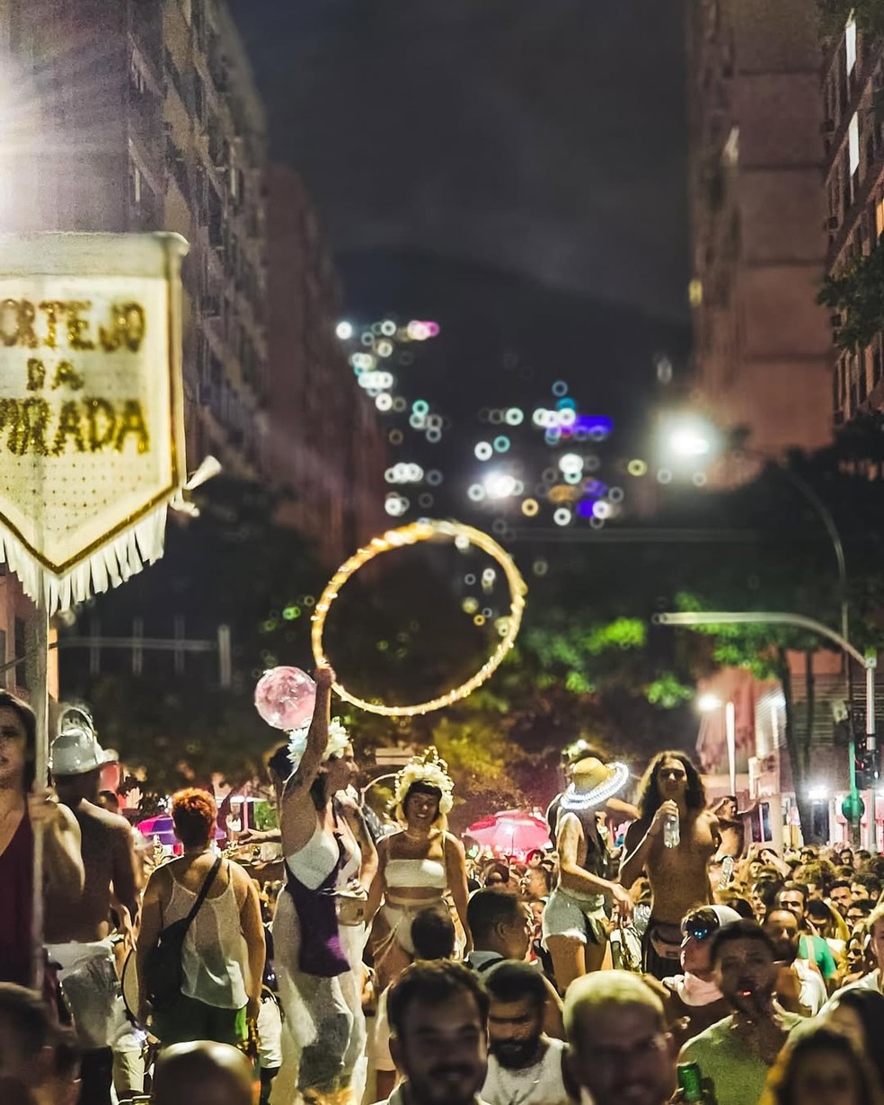 The Virada parade brings a carnival atmosphere to New Year's Eve — Photo: Felipe Tavares
