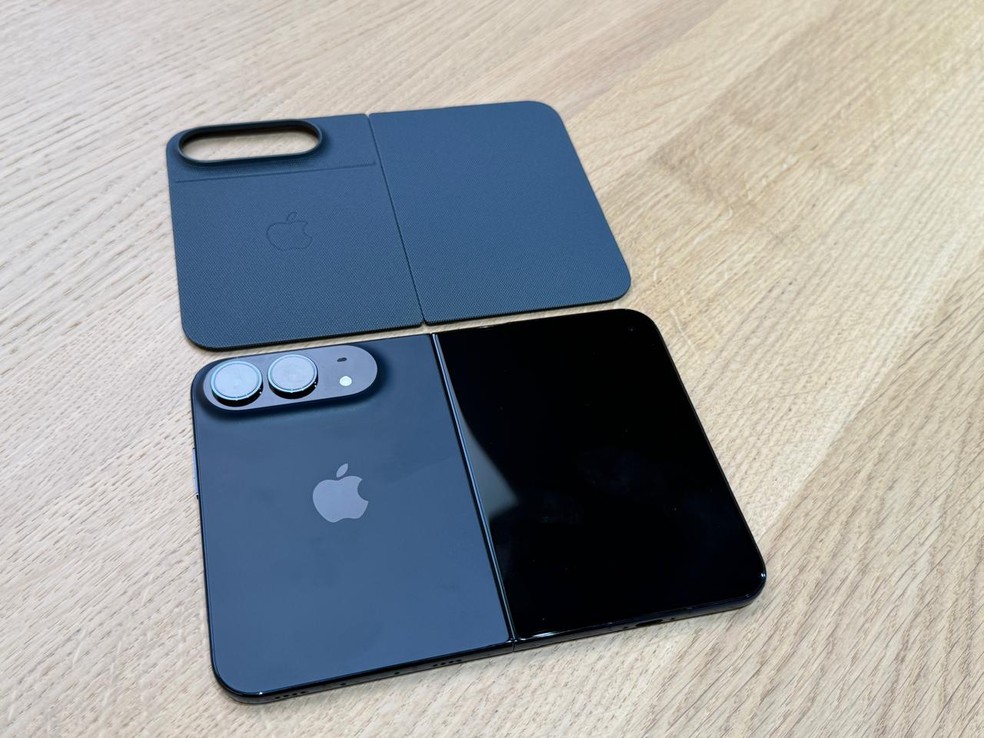 Apple abre pré-venda do iPhone Duo na sexta-feira, dia 16  de outubro — Foto: Bruno Rosa