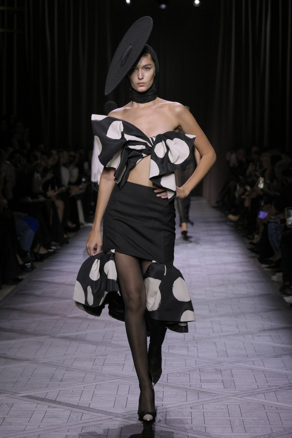 Coleção de verão 2025 de Nina Ricci — Foto: GettyImages