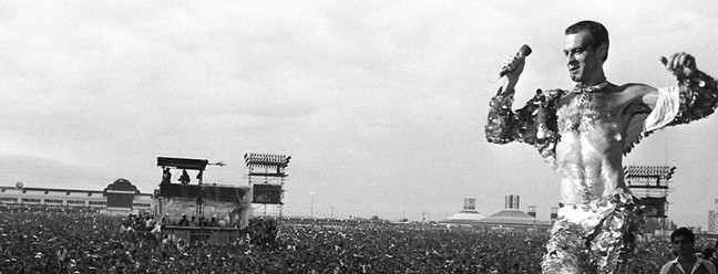 Show de Ney Matogrosso abriu o primeiro Rock in Rio da História — Foto: Arquivo O Globo