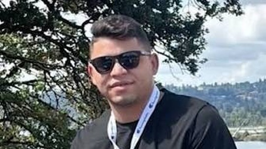 Venezuelano baleado pelo ICE tem projétil removido vários dias após disparo