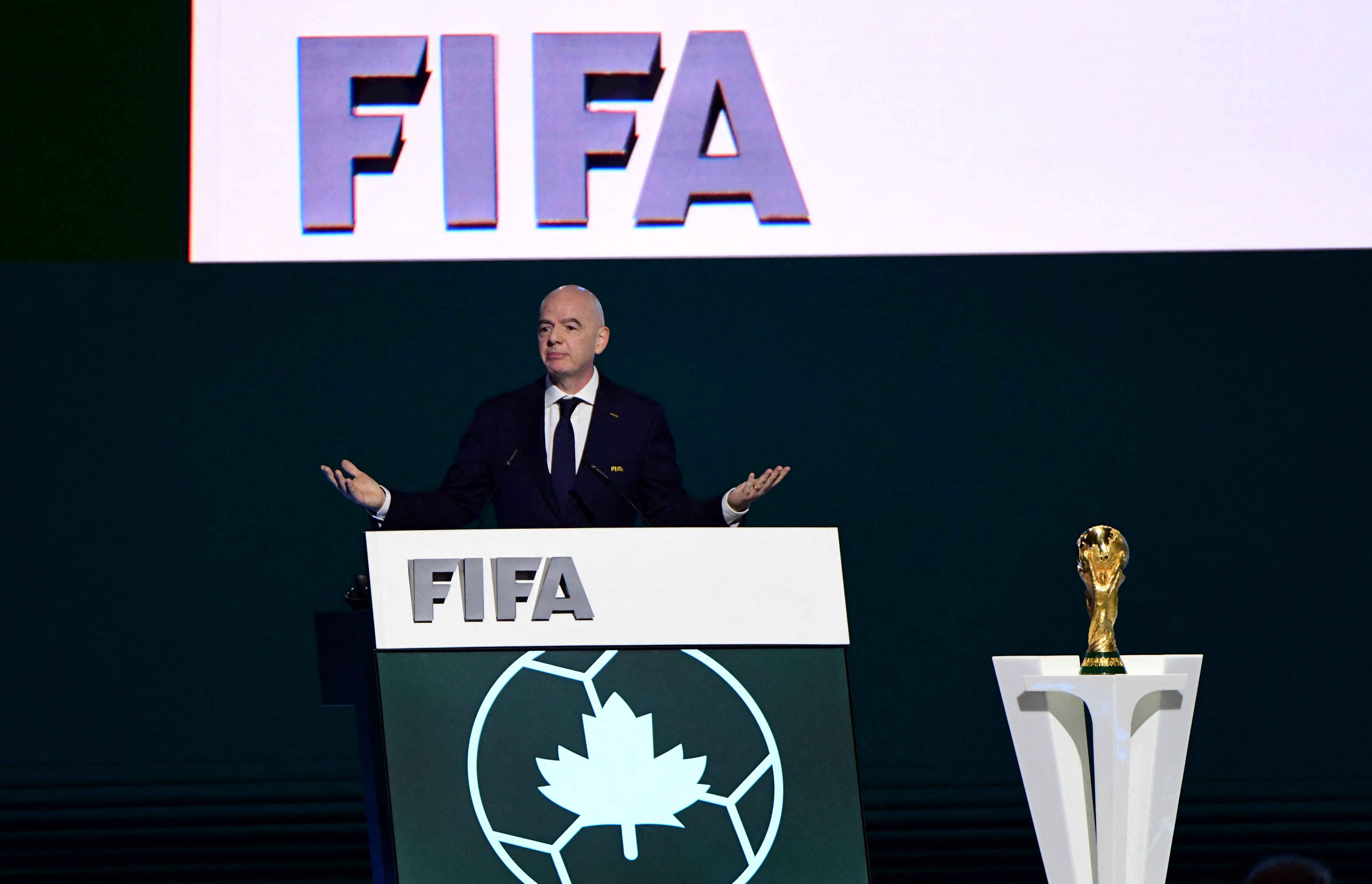 Fifa intensifica esforços para vender ingressos de luxo da Copa do Mundo após reavaliação de receitas