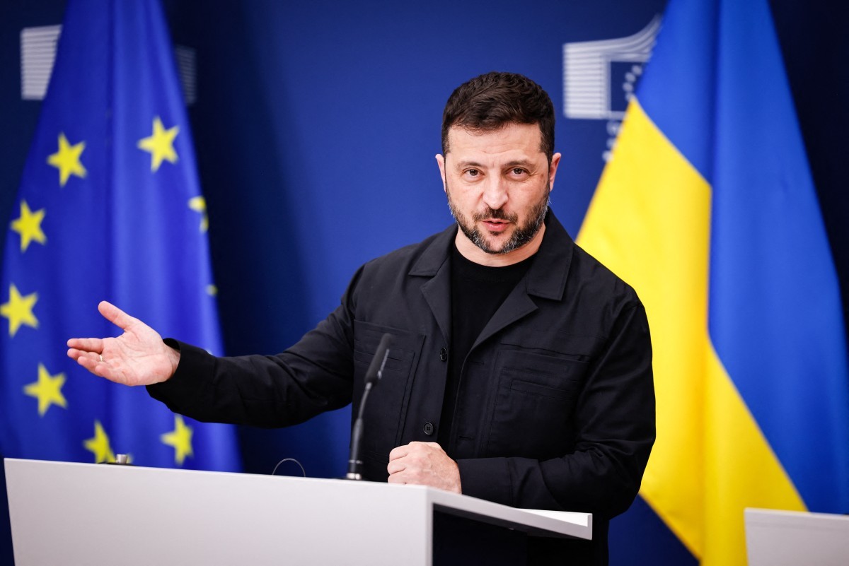 Líderes europeus e Zelensky rejeitam pontos centrais de plano dos EUA para fim da guerra com a Rússia, mas tentam evitar confrontar Trump