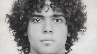 Cazuza, aos 20 anos, em imagem de seu passaporte — Foto: Reprodução/Acervo Lucinha Araujo