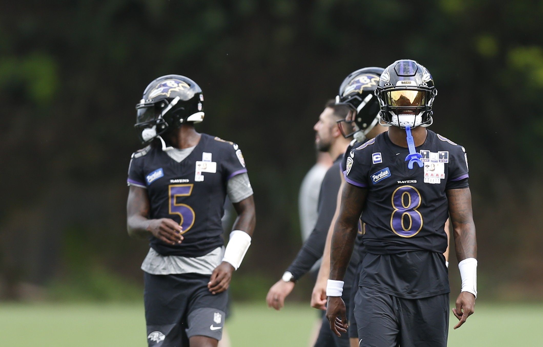 Com Lamar e possível retorno de Flowers, Ravens faz único no treino no Rio antes de jogar no Maracanã