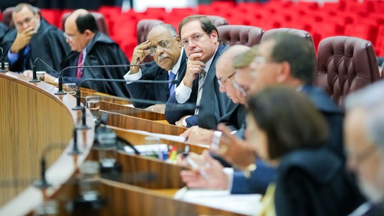 Ministros do STJ fazem ‘votação paralela’ para combinar estratégia em escolha de colegas 