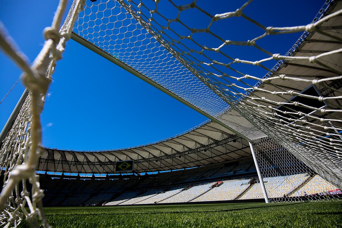 Vasco planeja solicitar ao fluminense mais ingressos para clássico