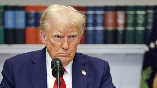 Recuo de Trump nas tarifas deixa a impressão de um 'tigre de papel' em suas ameaças