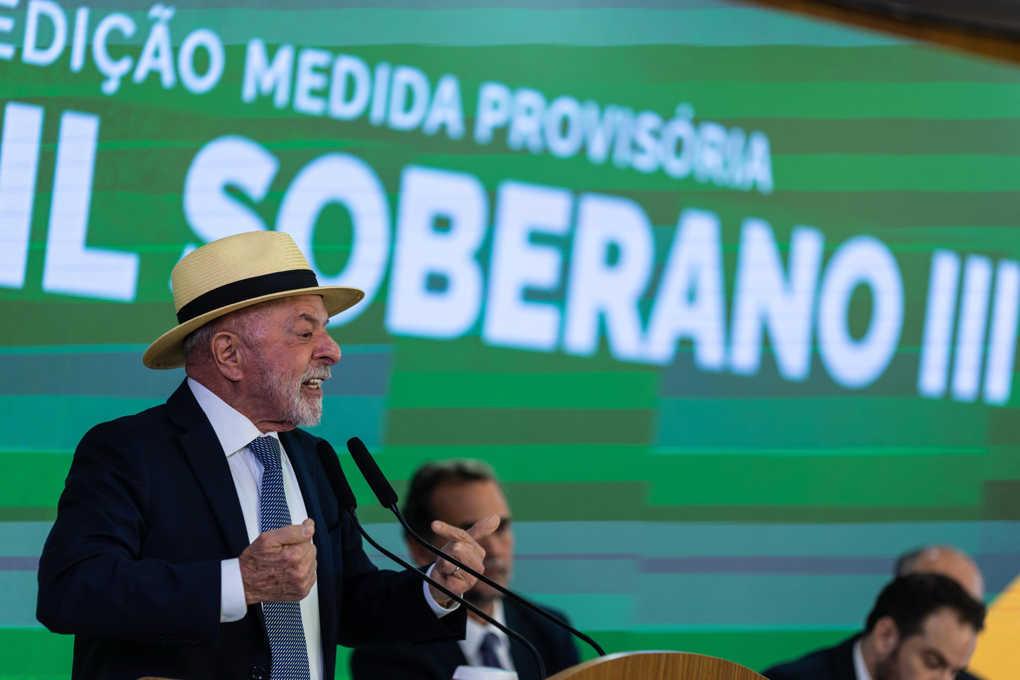 Genial/Quaest: 43% dizem que Lula reagiu mal ao tarifaço; índice avança sete pontos