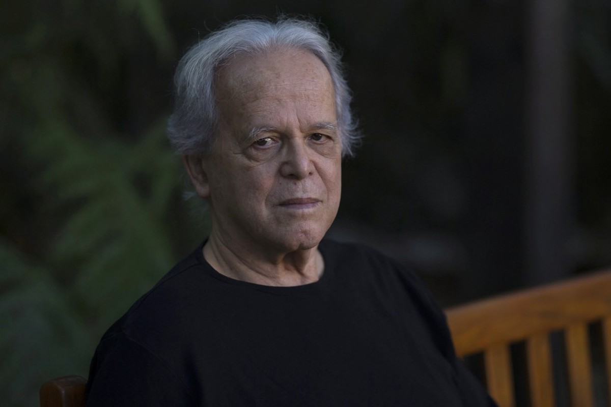 'Brasil sobe a escada e, em um ano, recupera grau de investimento&rsquo;, diz Luiz Carlos Mendon&ccedil;a de Barros