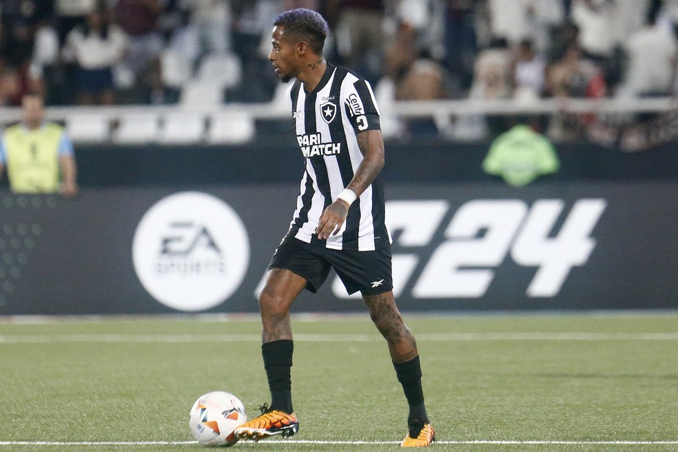 Tch&ecirc; Tch&ecirc;, do Botafogo &mdash; Foto: V&iacute;tor Silva/Botafogo