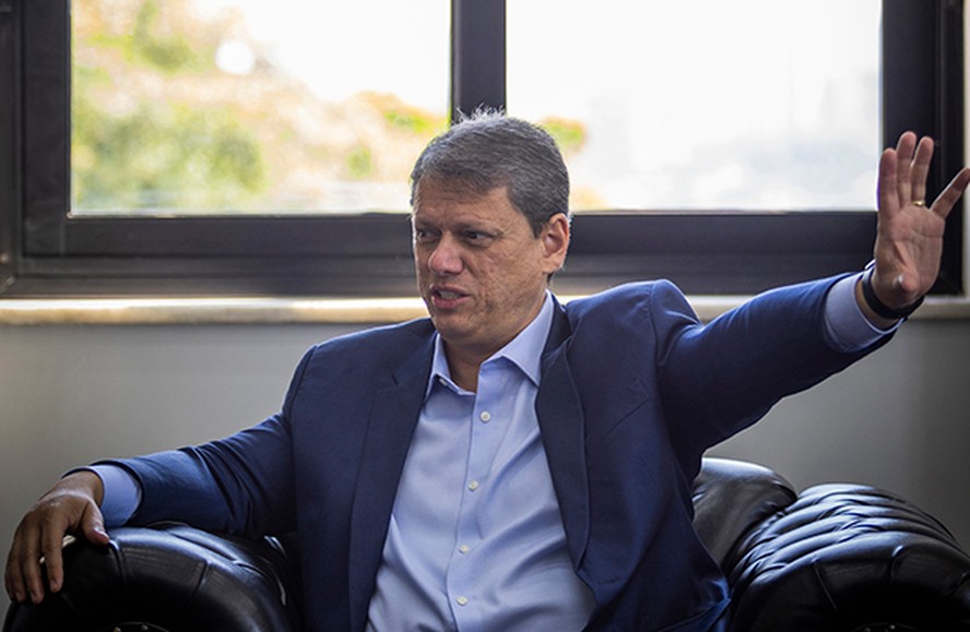 O prefeito que irritou Tarcísio de Freitas