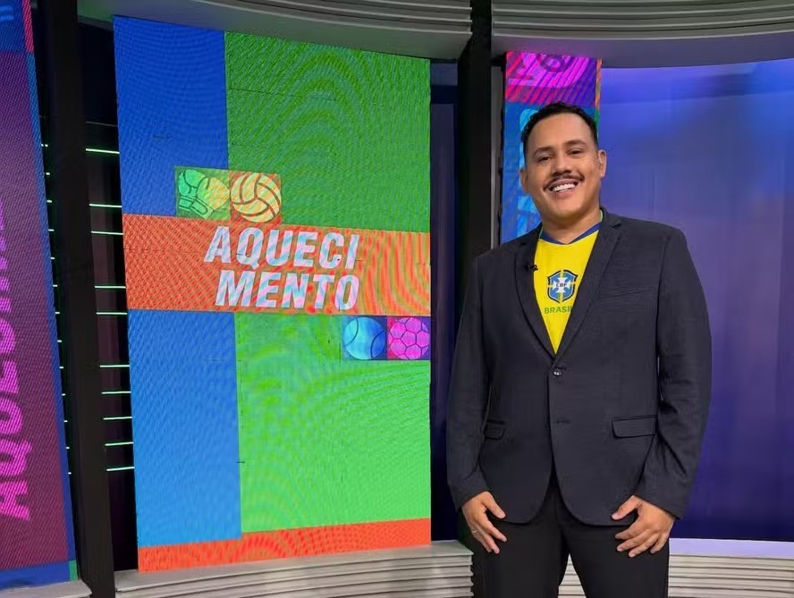 Atualmente, Lucas Buda apresenta um programa esportivo em Manaus, está em processo de emagrecimento e com uma namorada nova — Foto: Reprodução/Instagram