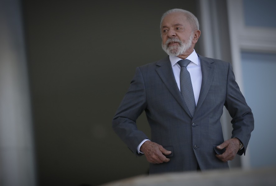 Lula cita de Trump a Tarcísio, cobra equipe e dá tom eleitoral à reunião ministerial