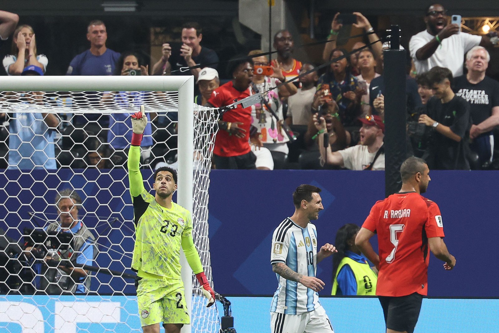 Atacante português Geovany Quenda assina com o Chelsea até 2034