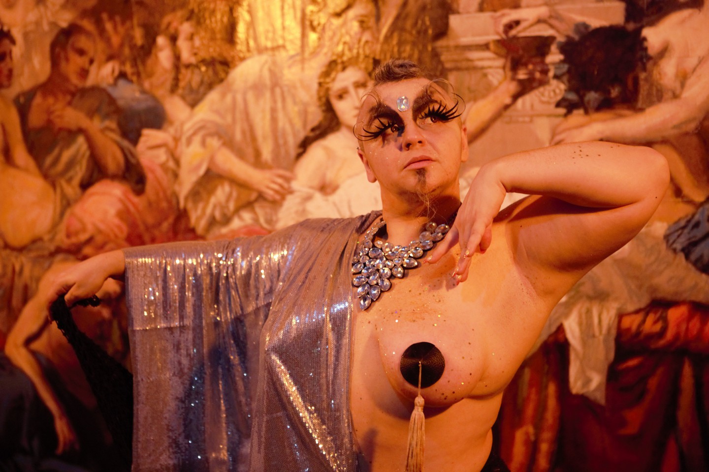 DFenix é um dos pioneiros da cena burlesca no Brasil — Foto: 	Tata Barreto