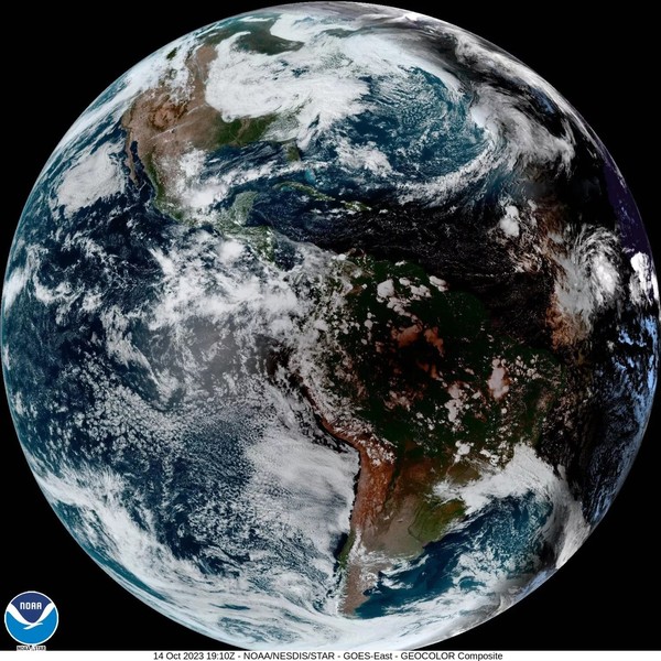 Eclipse solar: imagens da Nasa mostram sombra da Lua sobre o Brasil ...