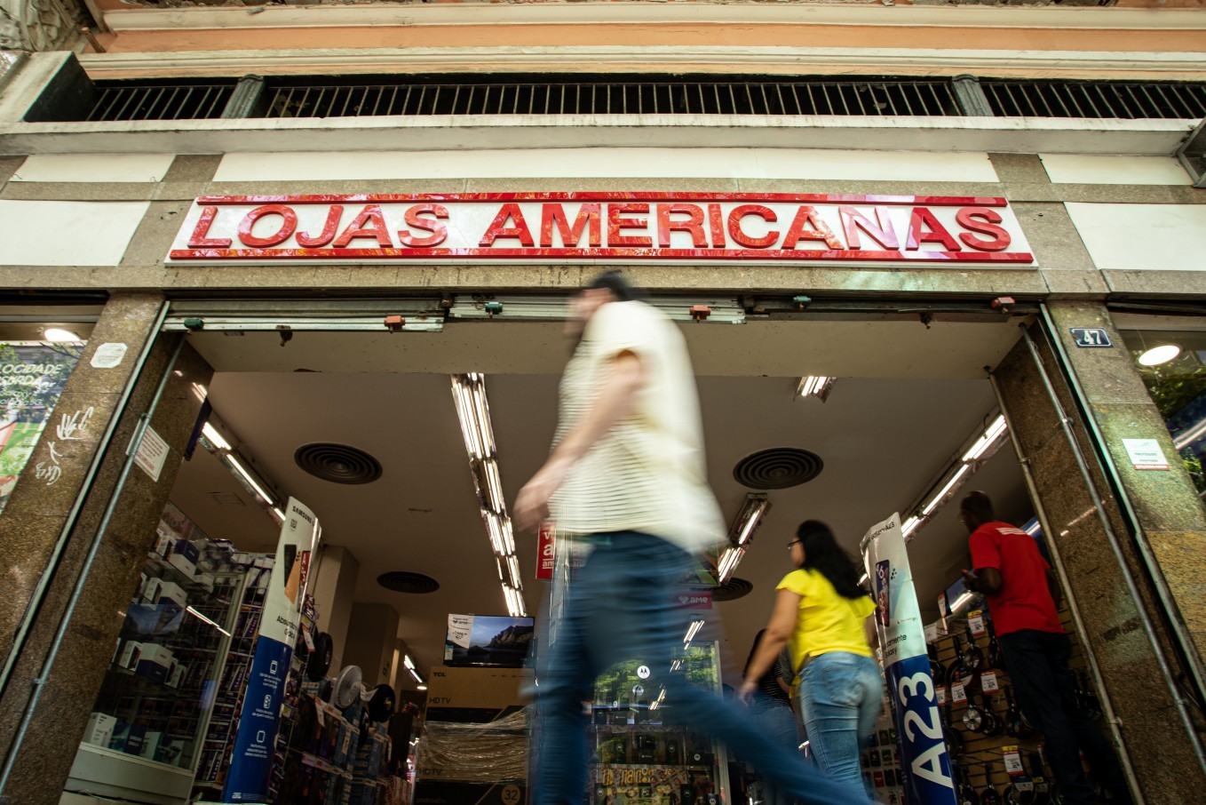 Lojas Americanas se encontra em meio a uma crise com rombo de 20 bilhões de reais  — Foto: Hermes de Paula