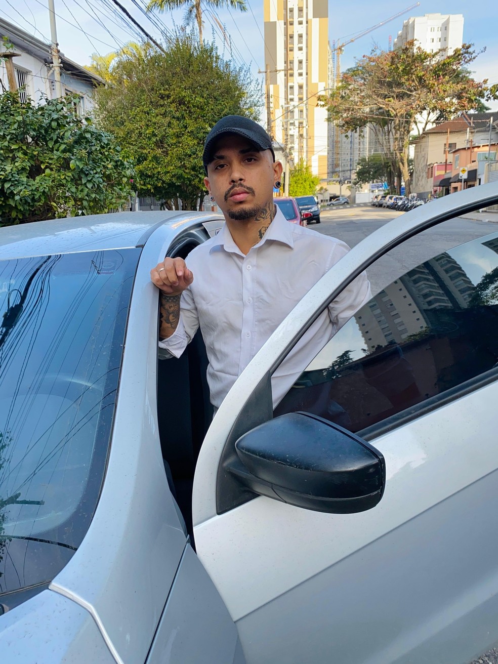 Jhonatan Gabriel: ele teve o financiamento aprovado, mas ainda não conseguiu retirar o carro — Foto: Arquivo pessoal