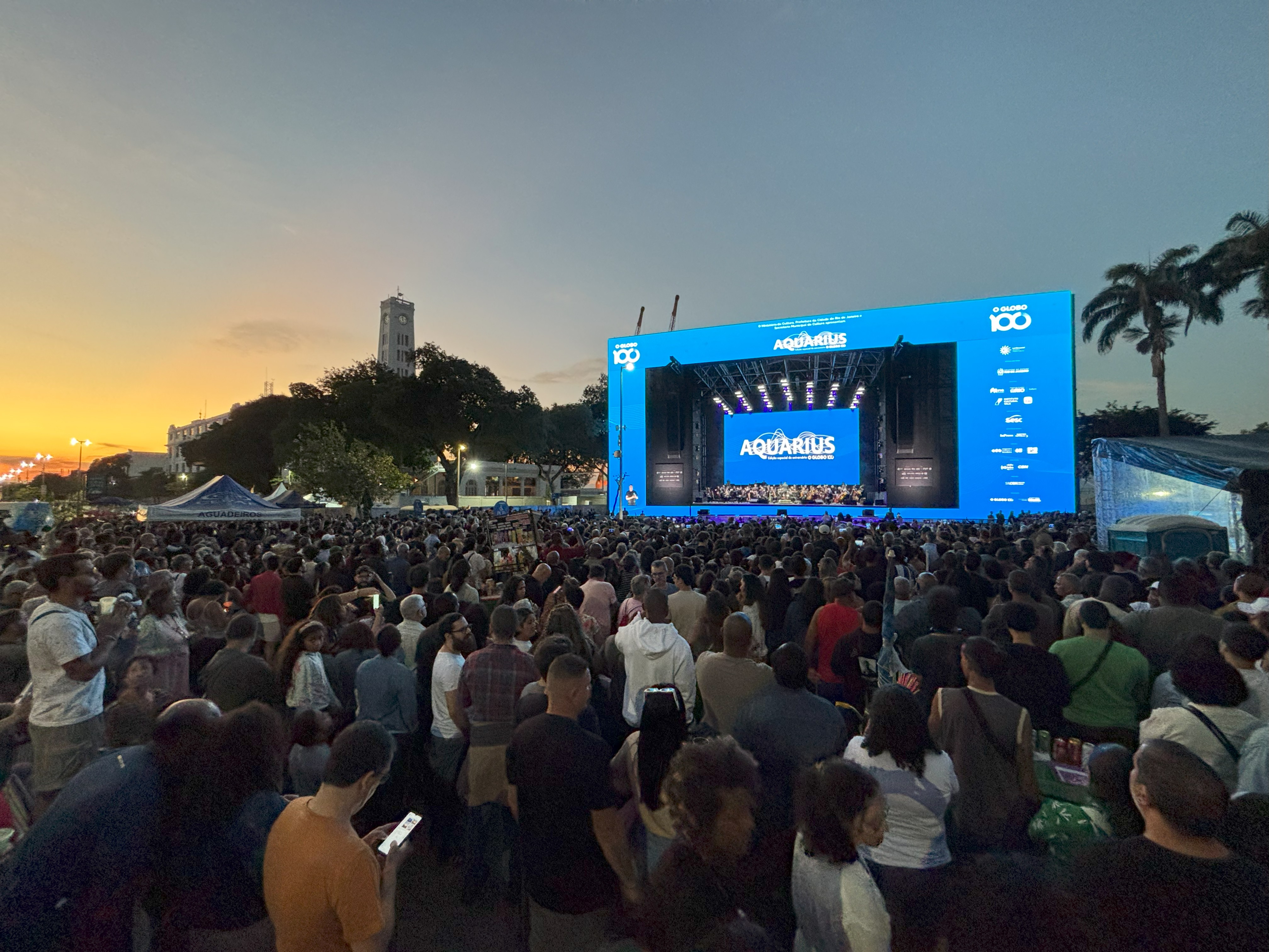 Concerto extraordinário do Projeto Aquarius reúne Emicida e Leci Brandão no Rio