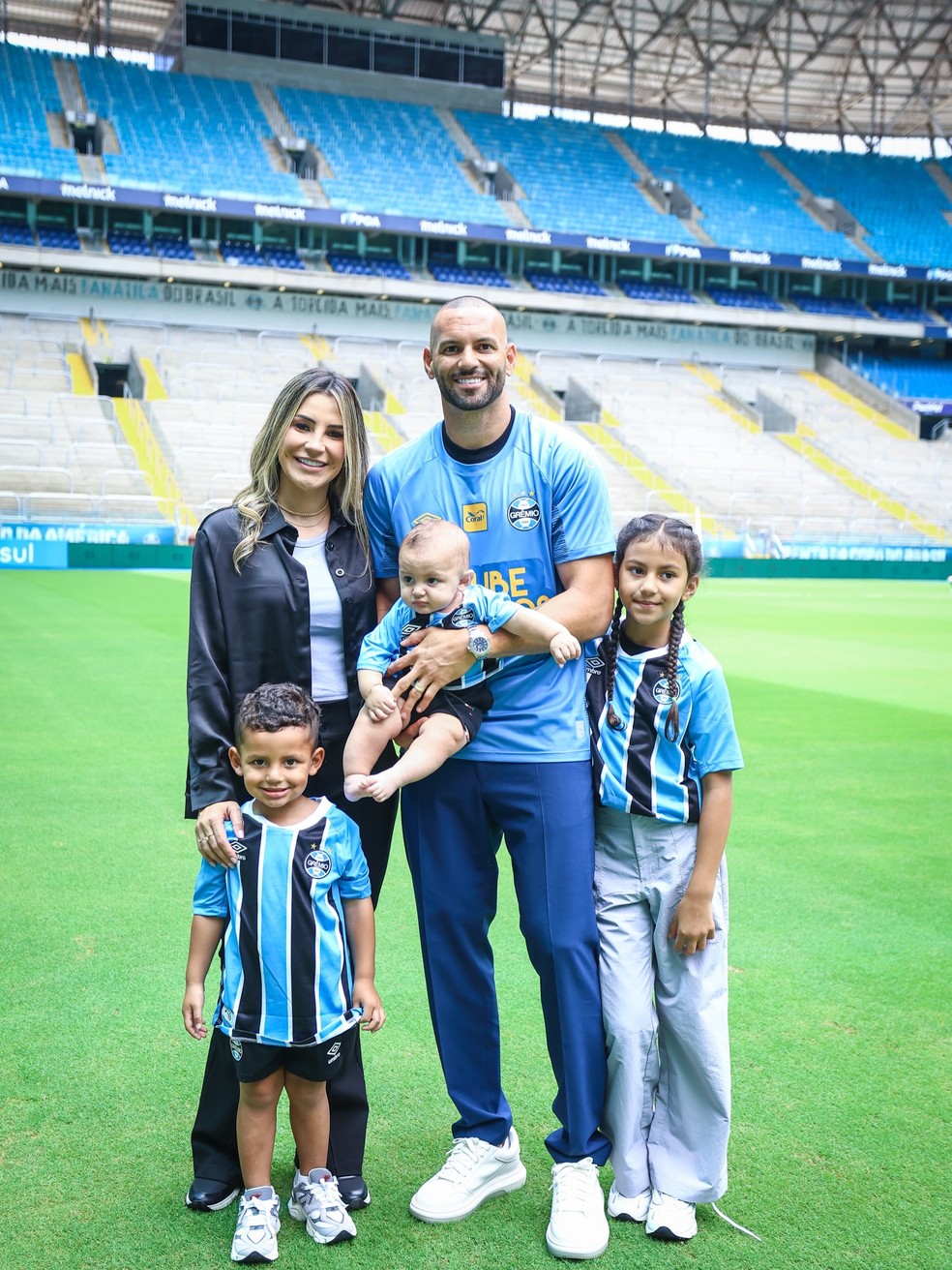 O casal Jaqueline Maoski e Weverton mora hoje no Rio Grande do Sul — Foto: Reprodução