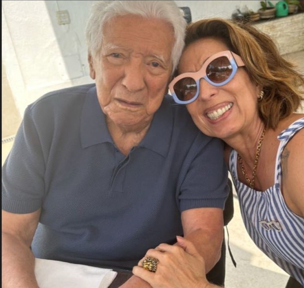 Piruinha e Rosilene numa das fotos anexadas ao processo — Foto: reprodução