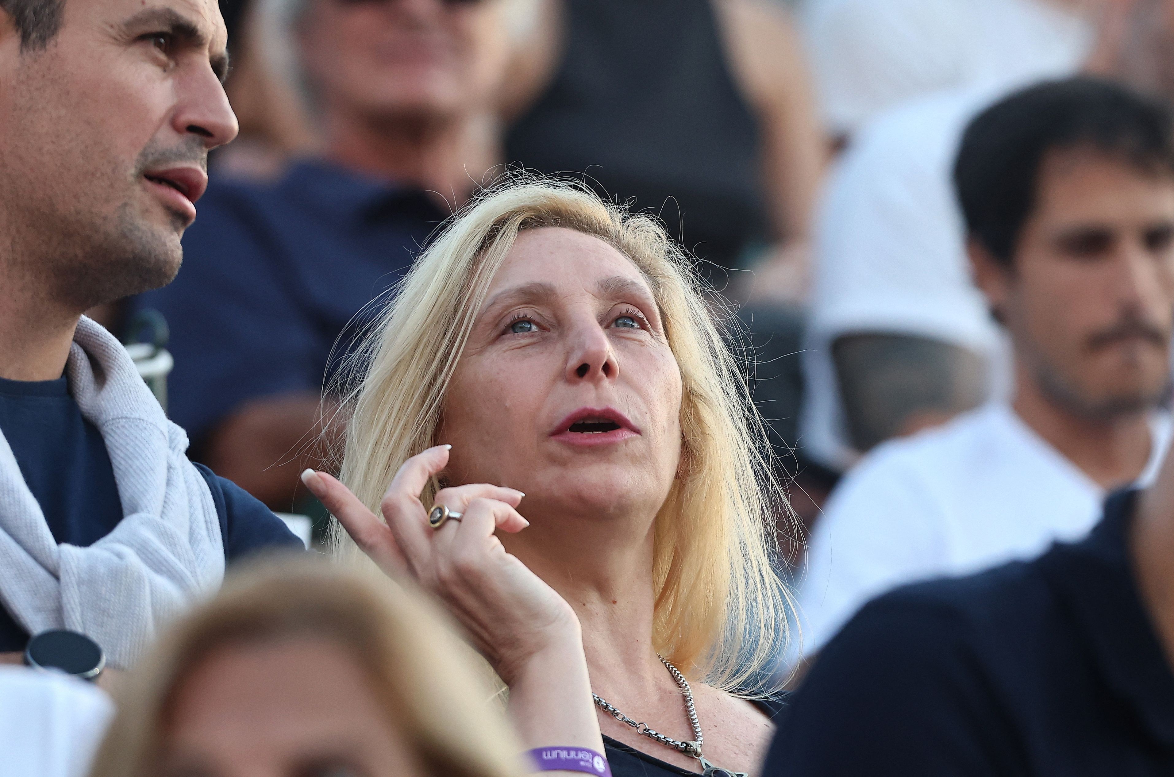 Quem é Karina Milei, irmã de presidente da Argentina suspeita de envolvimento em escândalo de corrupção